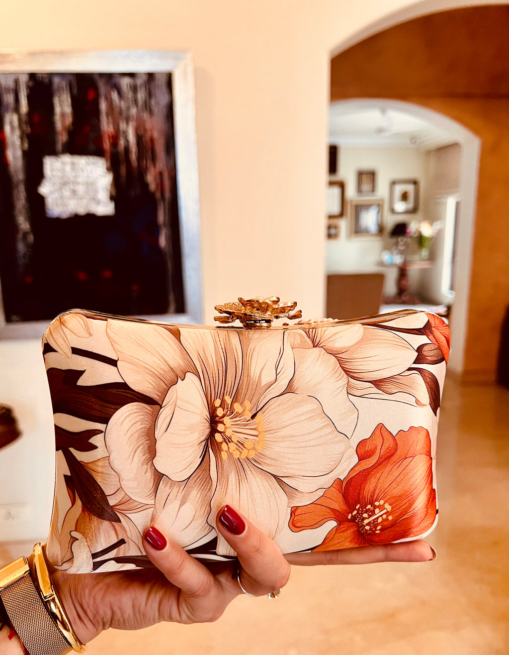 The Elara Statement Clutch