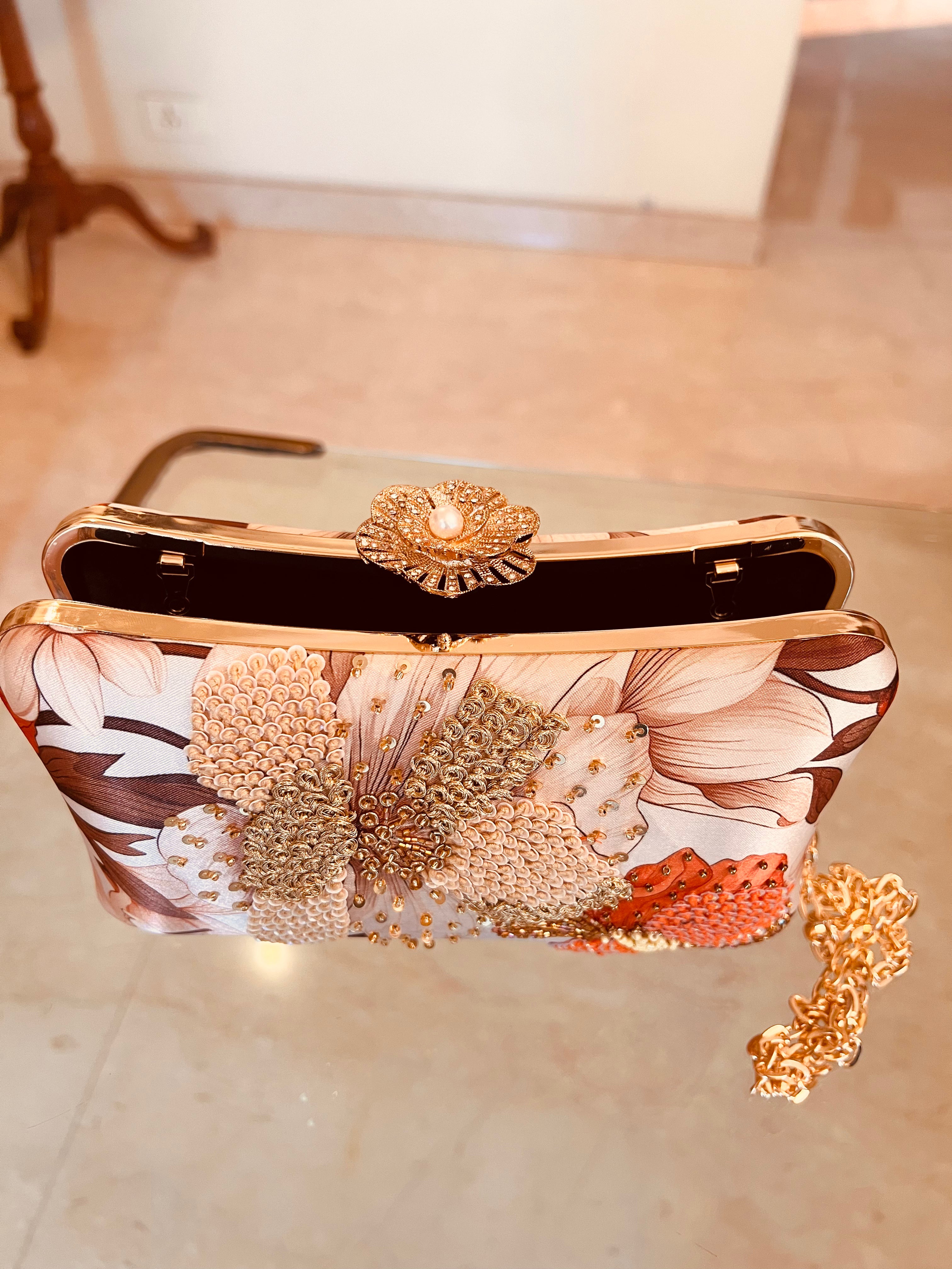 The Elara Statement Clutch