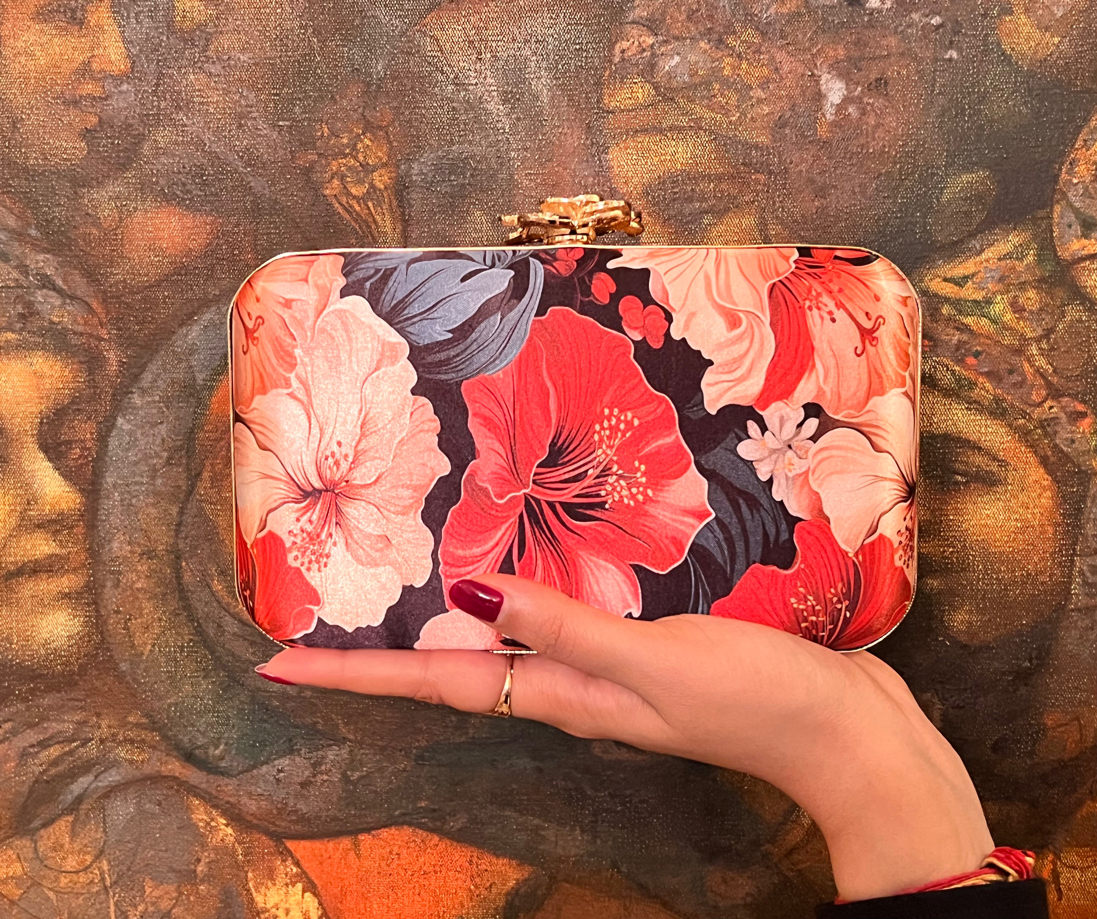 The Leona Luxe Clutch