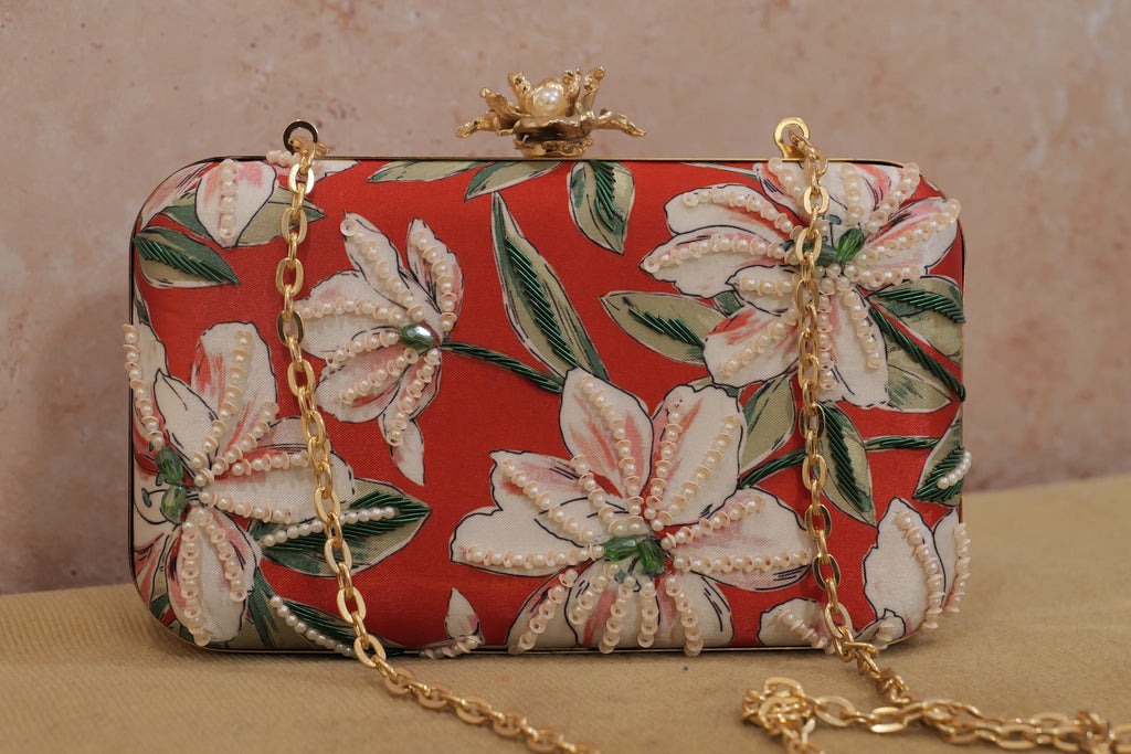 The Raya Modern Classic