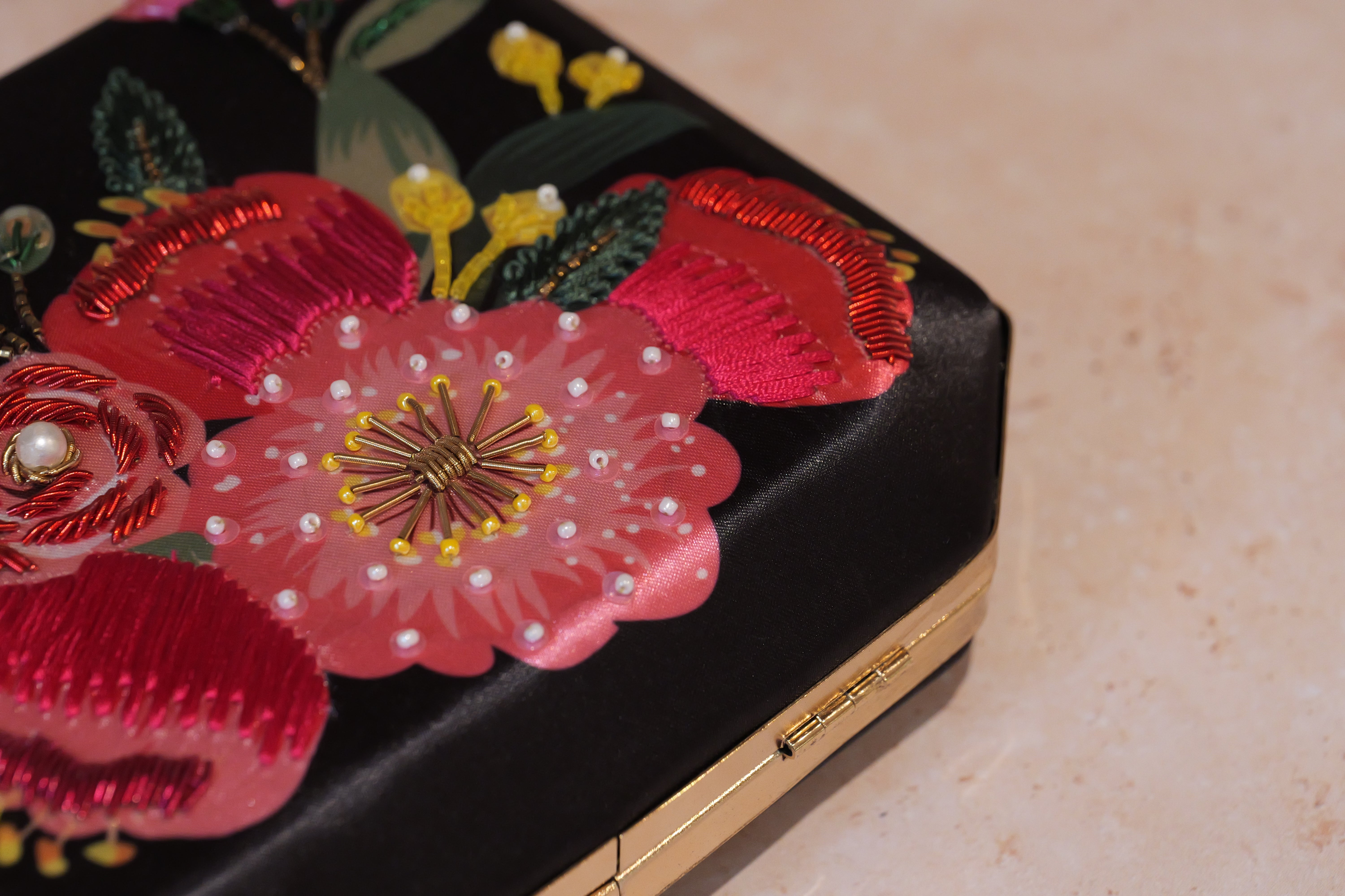 The Seren Gala Clutch