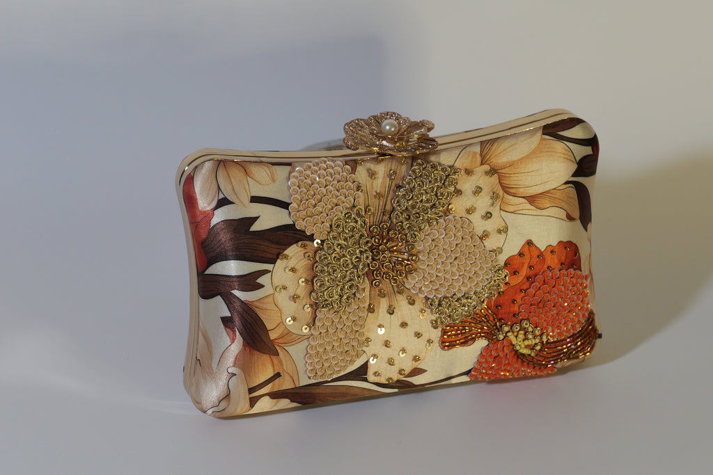 The Elara Statement Clutch