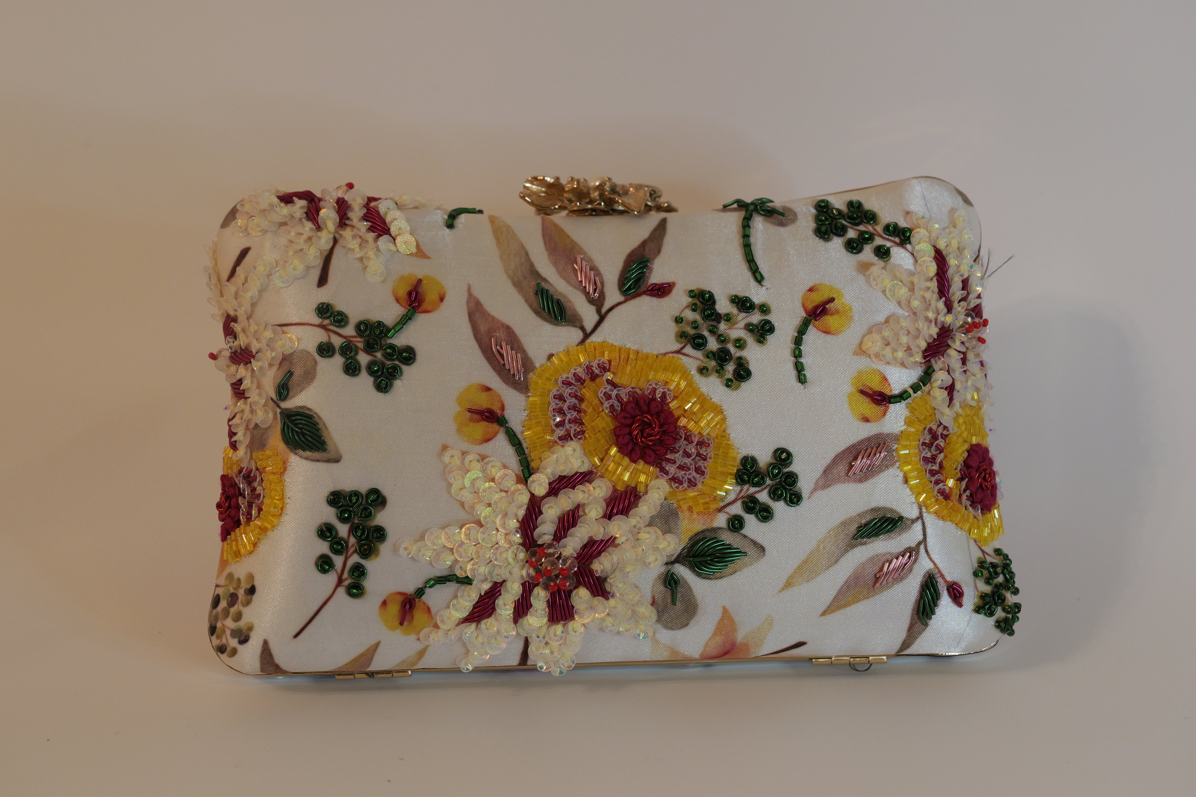 The Liora Luxe Clutch