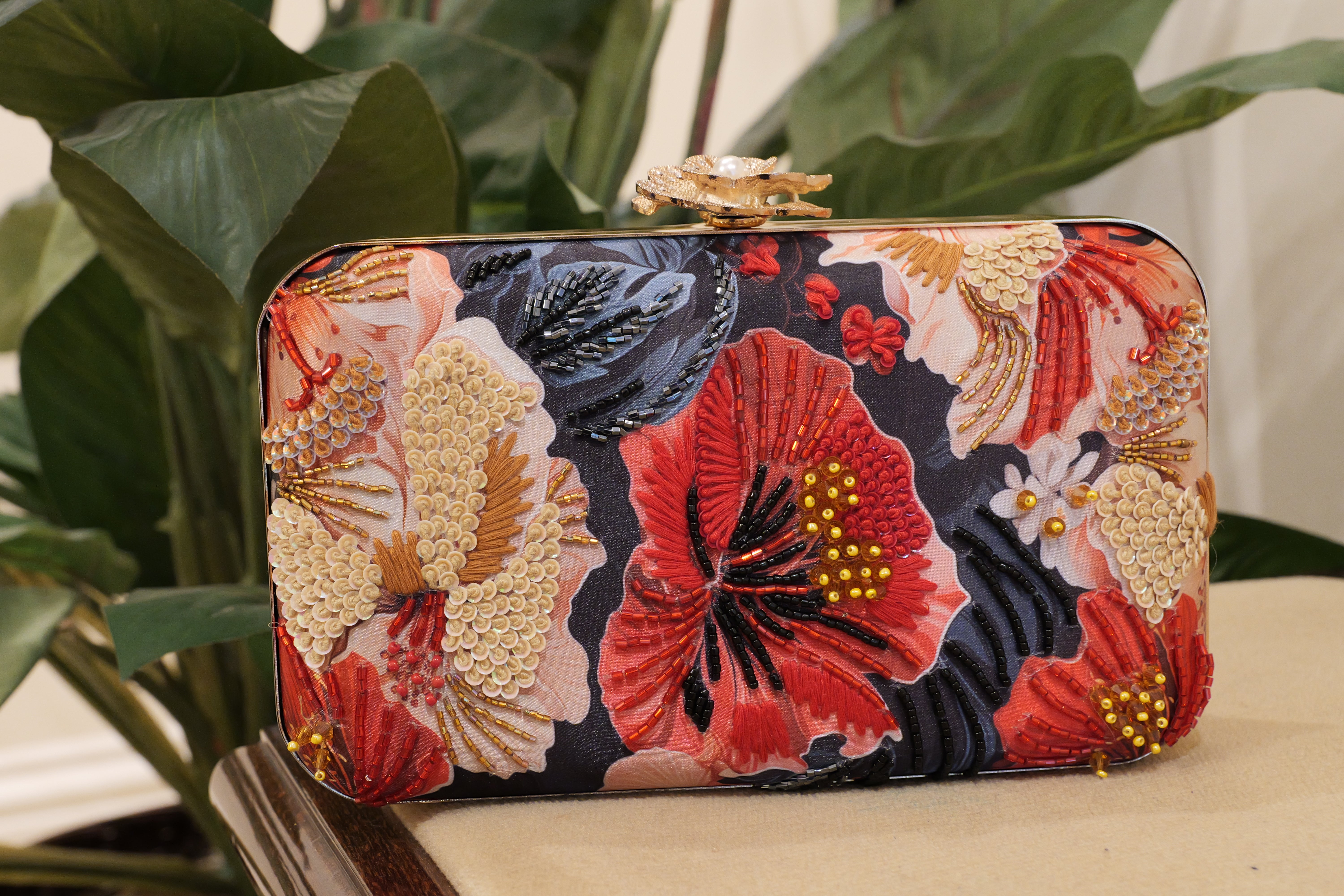 The Leona Luxe Clutch