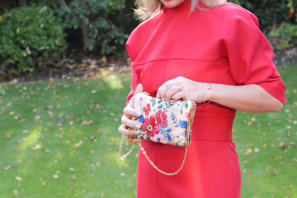 The Noor Signature Clutch