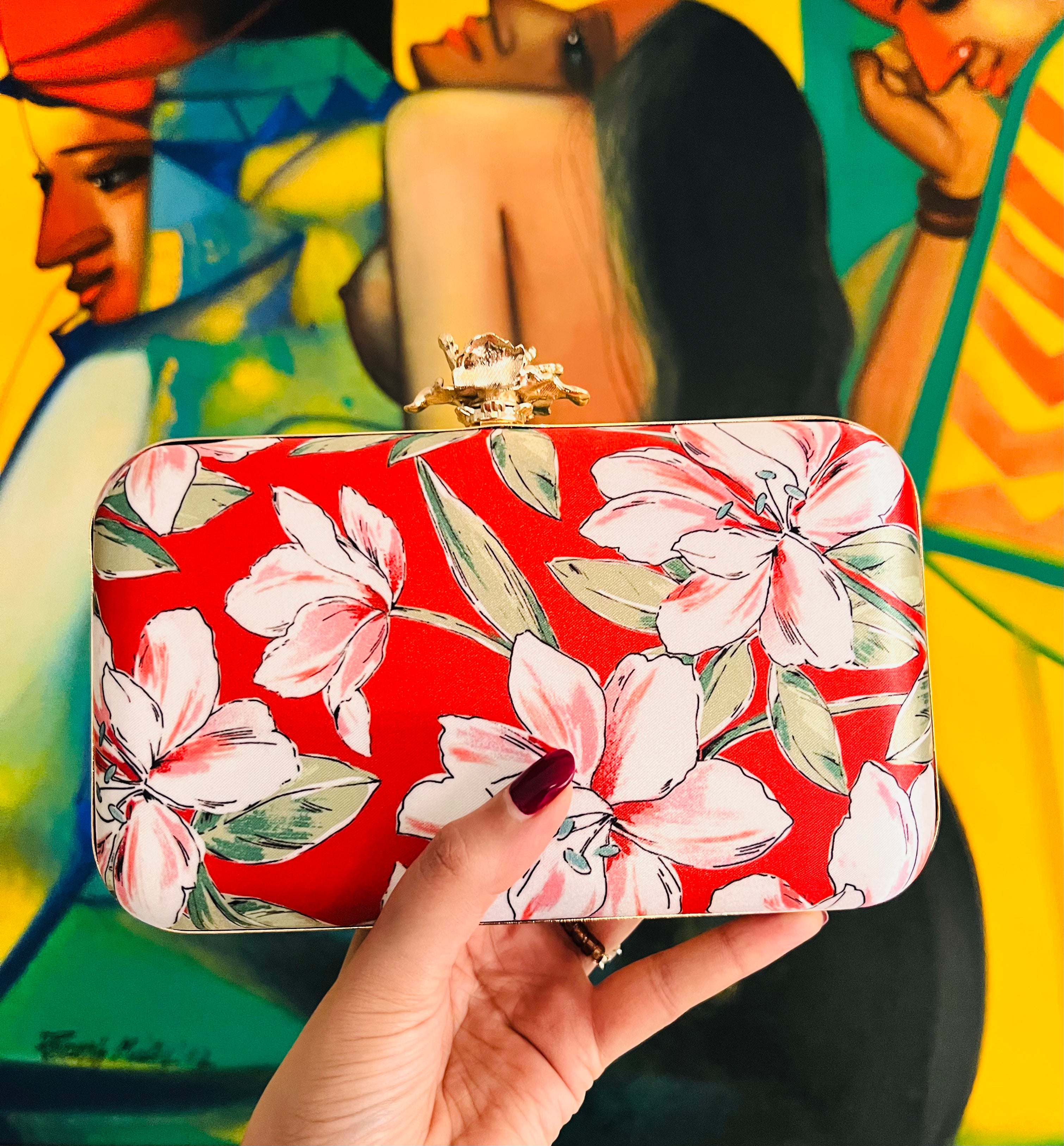 The Raya Modern Classic